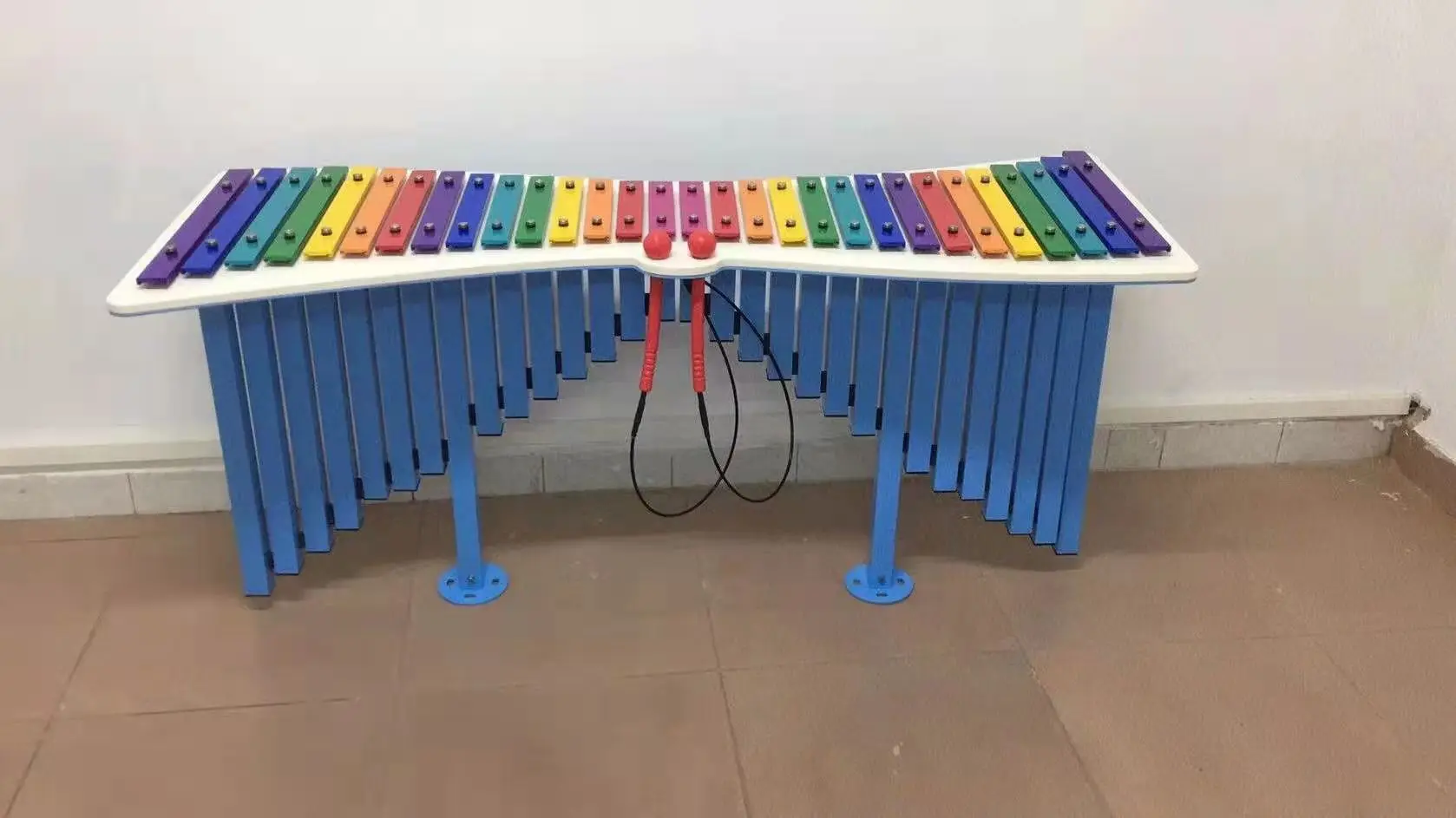 Уличная музыкальная арфа DEATS – обзор и цена Musical Instrument Park